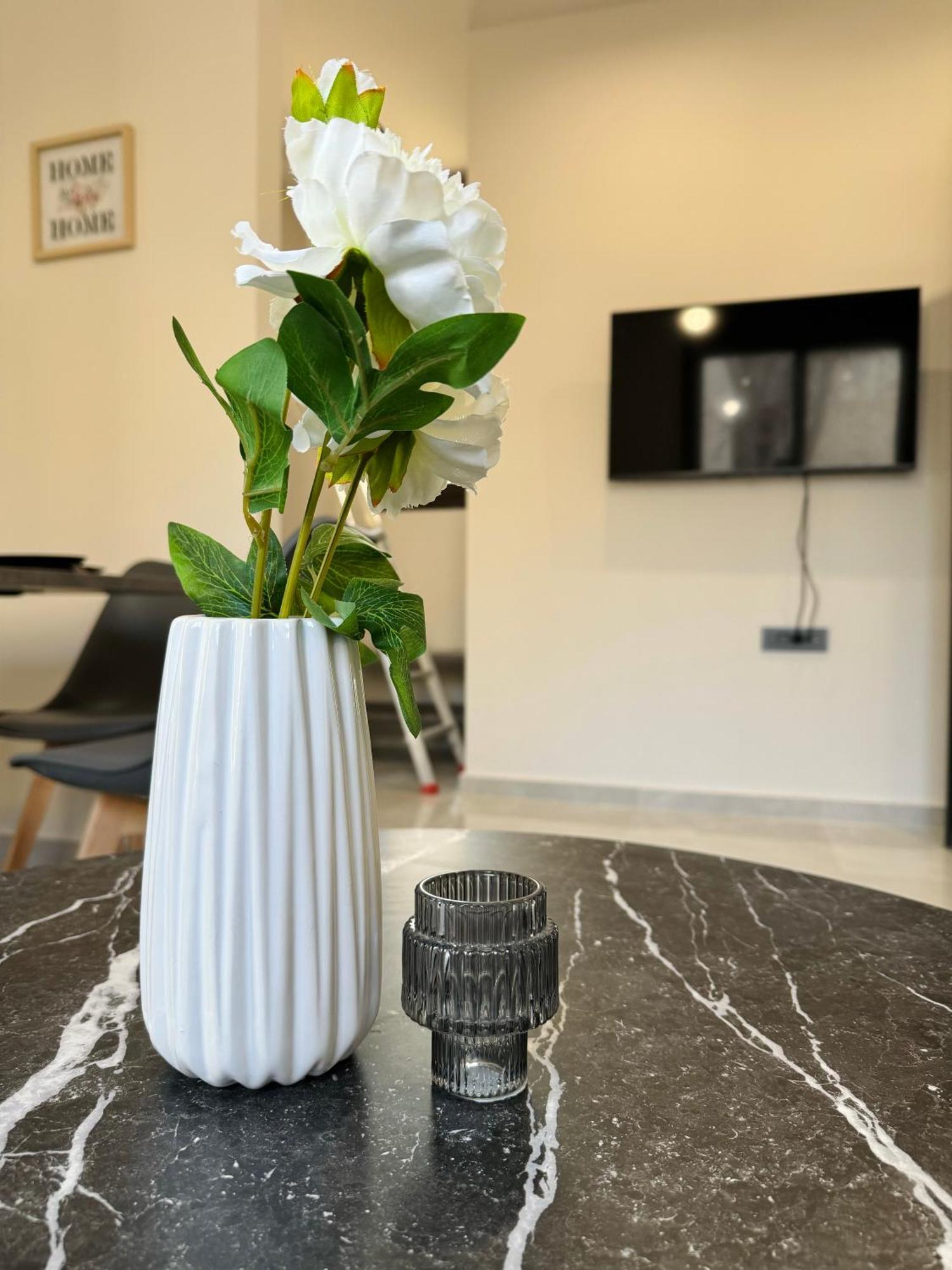 Spacious Apartment Near Monastiraki By Kozy Koala Atenas Exterior foto