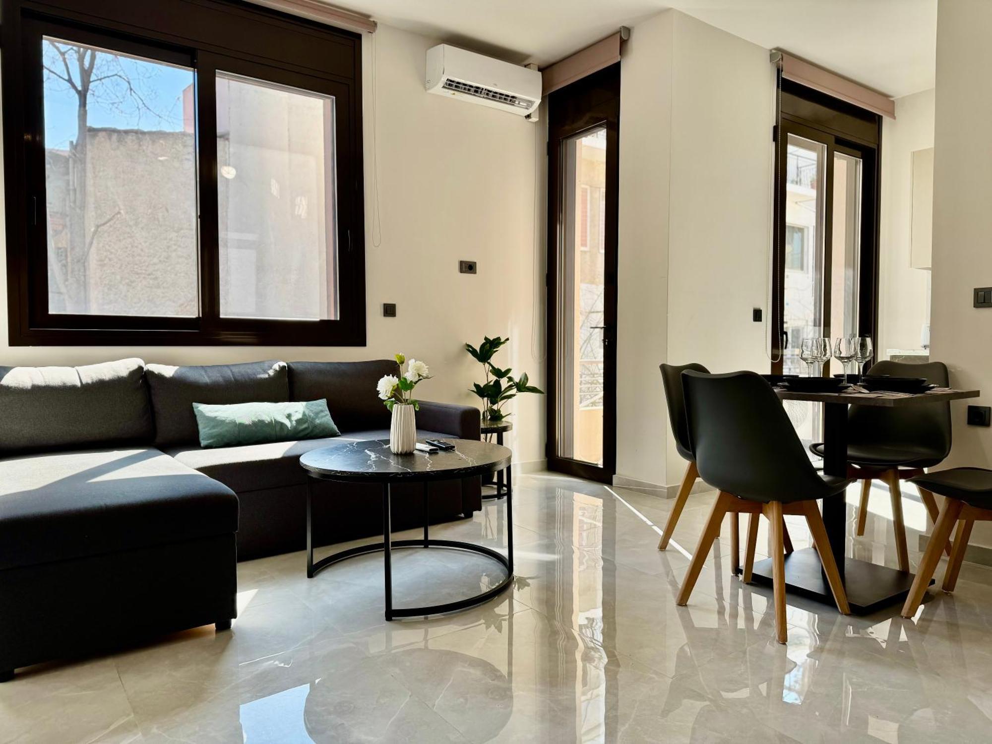Spacious Apartment Near Monastiraki By Kozy Koala Atenas Exterior foto